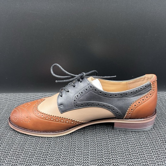 Giovanni Style Two-Toned Brown/Frey Wing-Tip Men\'s Size 8
